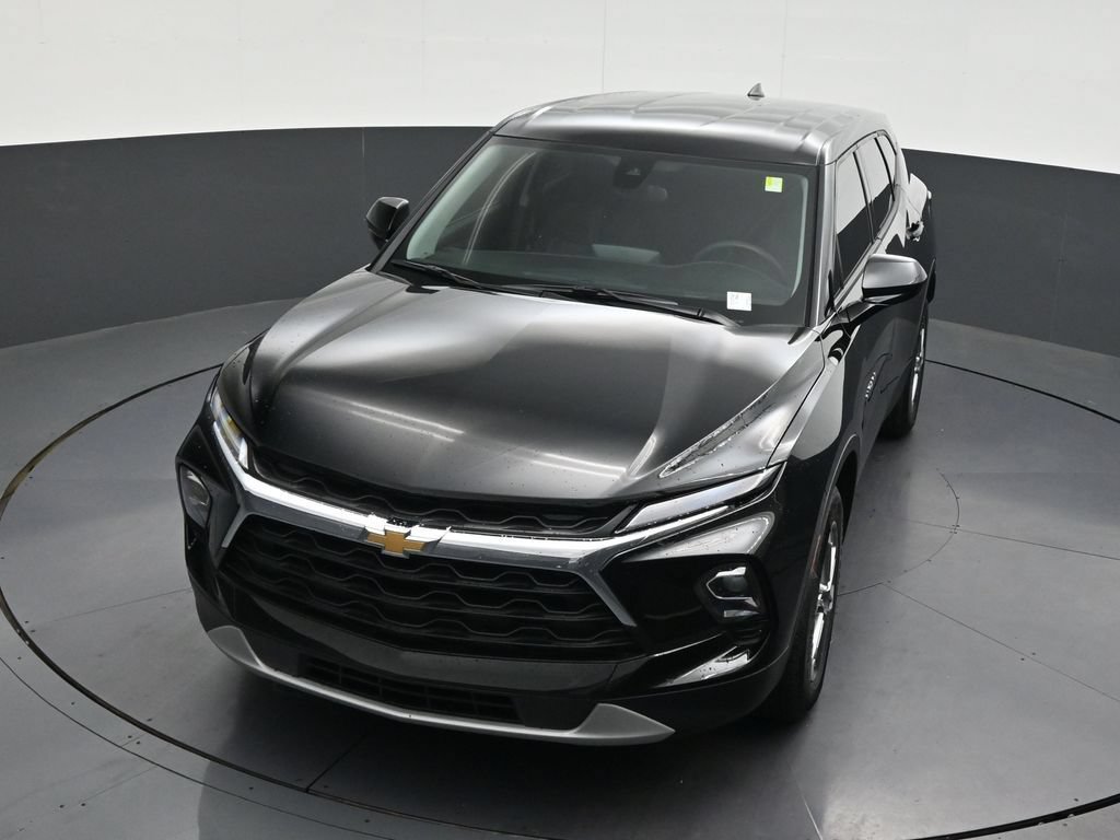 Used 2026 Chevrolet Blazer LT FWD image 23