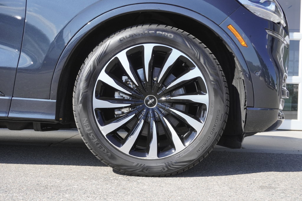 Used 2020 Lincoln Aviator Black Label Grand Touring w/ Class IV Trailer Tow Package AWD/4WD image 35
