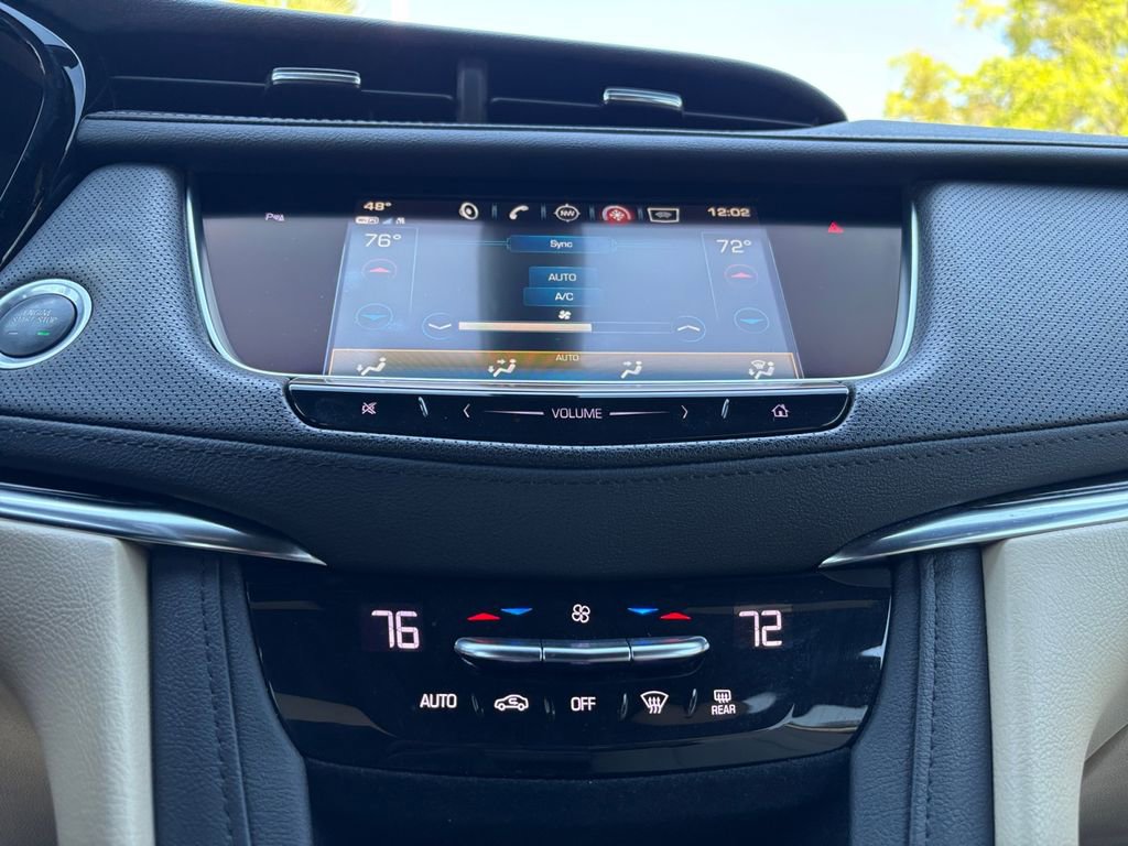 Used 2019 Cadillac XT5 FWD image 28