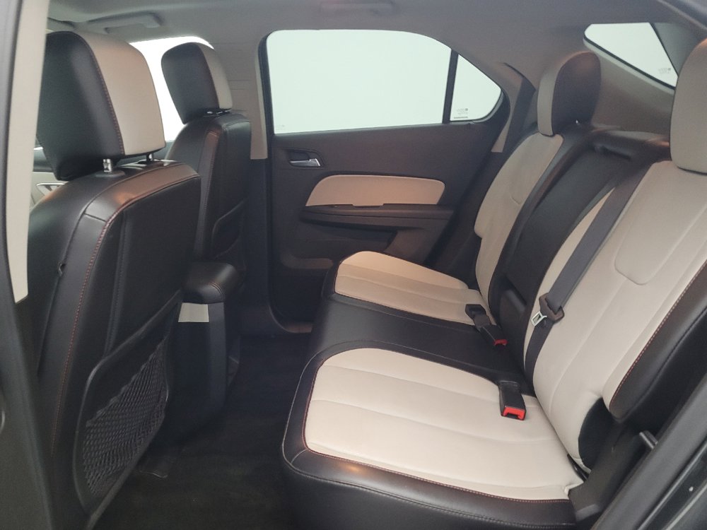 Used 2017 Chevrolet Equinox Premier w/ Enhanced Convenience Package FWD image 18