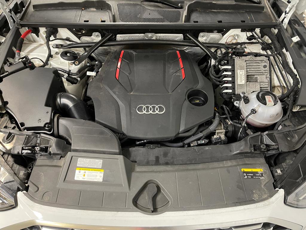 Used 2022 Audi SQ5 Premium image 11