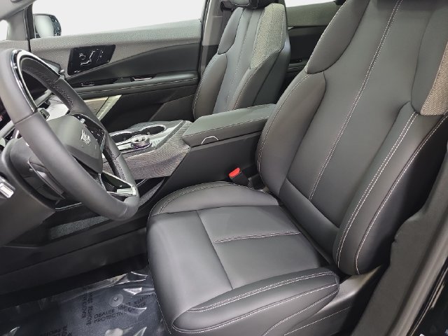New 2027 Cadillac Optiq Luxury w/ LPO, Floor Liner Package AWD/4WD image 11