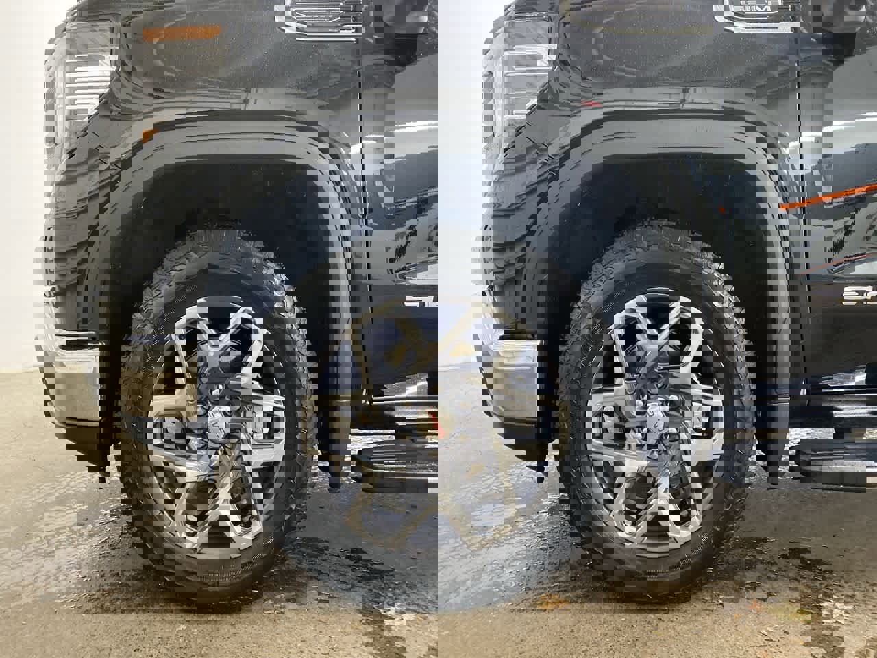 Used 2023 GMC Sierra 1500 SLT w/ SLT Premium Package image 11