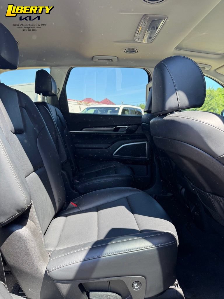 Used 2023 Kia Telluride S w/ S Sunroof Package AWD/4WD image 10