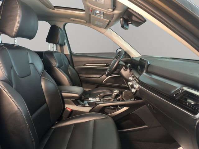 Used 2025 Kia Telluride S image 20