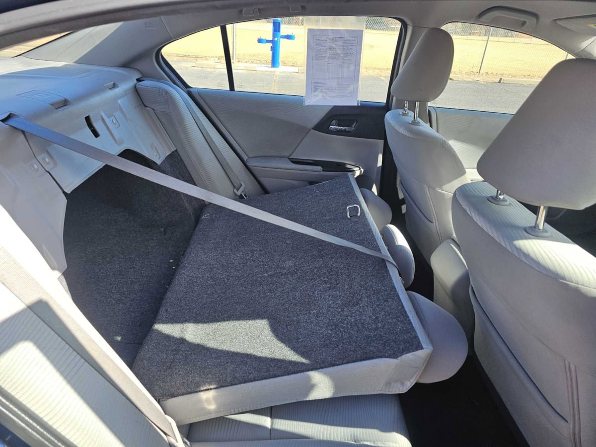 Used 2014 Honda Accord LX image 30