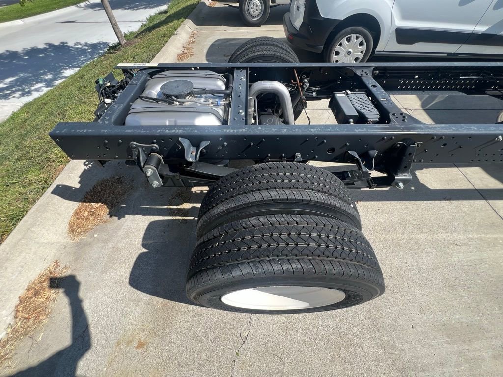 New 2024 Chevrolet Low Cab Forward image 11