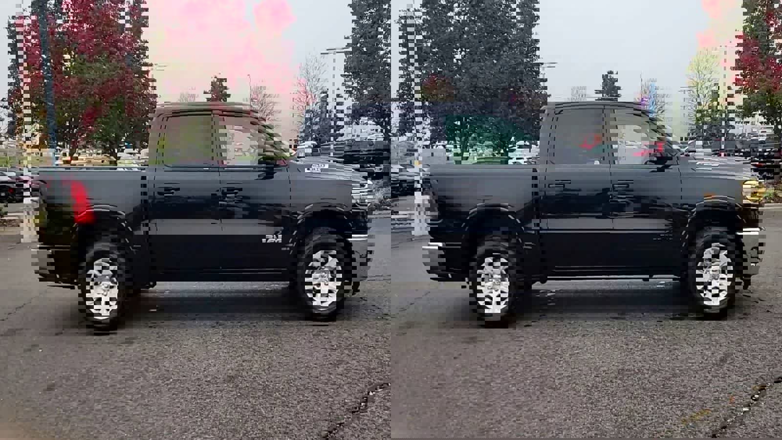 Used 2025 RAM 1500 Big Horn image 9