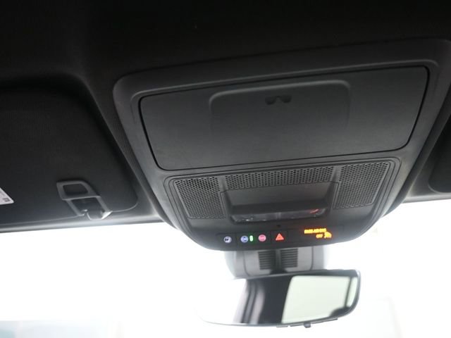 Used 2025 Chevrolet Equinox LT w/ Convenience Package II image 12