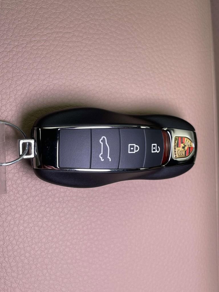 New 2026 Porsche Macan image 45