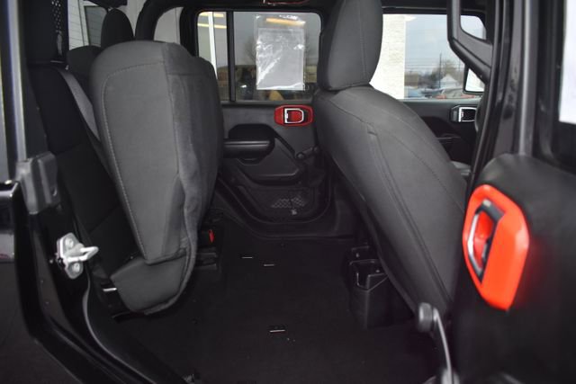 Used 2021 Jeep Gladiator Sport w/ Trailer Tow Package image 29