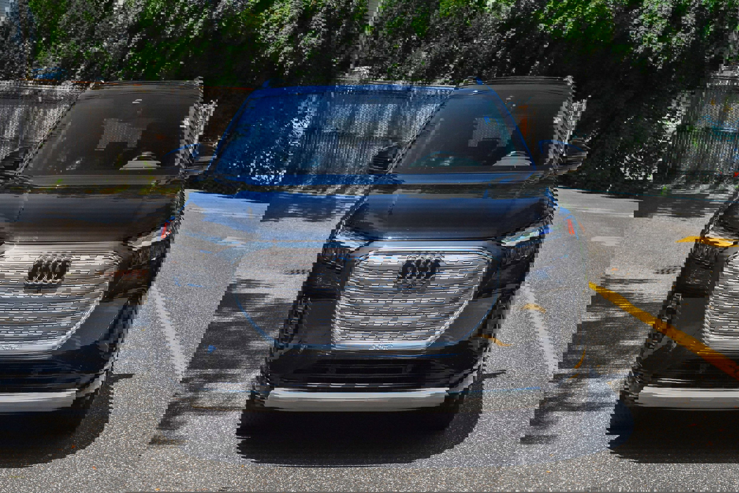 Used 2022 Audi Q4 e-tron Premium Plus w/ Premium Plus image 13