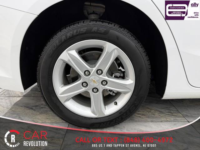 Used 2024 Chevrolet Malibu LT image 11