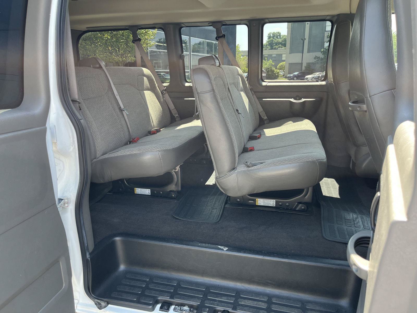Used 2022 Chevrolet Express 2500 LS w/ Driver Convenience Package RWD image 19