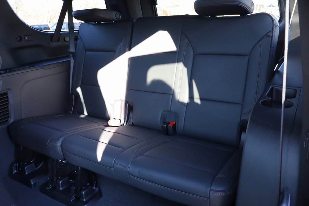 New 2026 Chevrolet Suburban High Country image 25