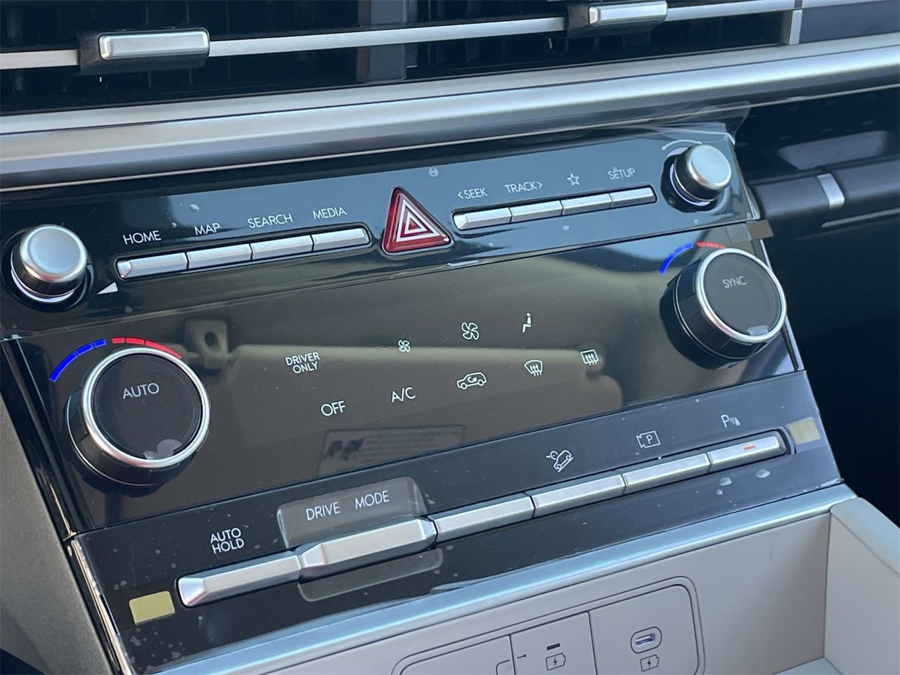 New 2026 Hyundai Santa Fe SE FWD image 27