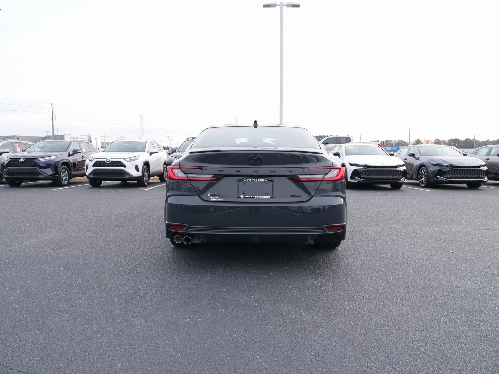 Used 2025 Toyota Camry XSE image 4