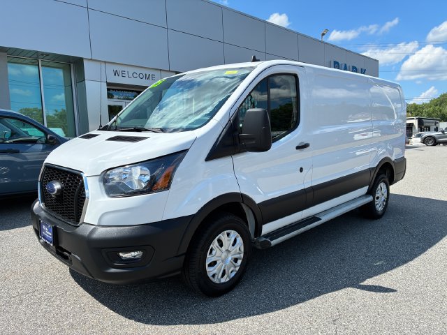 Certified 2025 Ford Transit 250 Low Roof w/ Exterior Upgrade Package RWD image 6