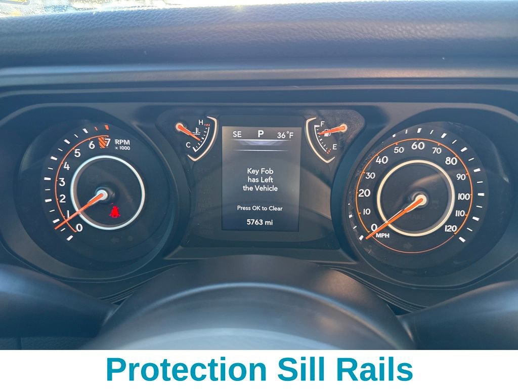 Used 2025 Jeep Gladiator Sport image 18