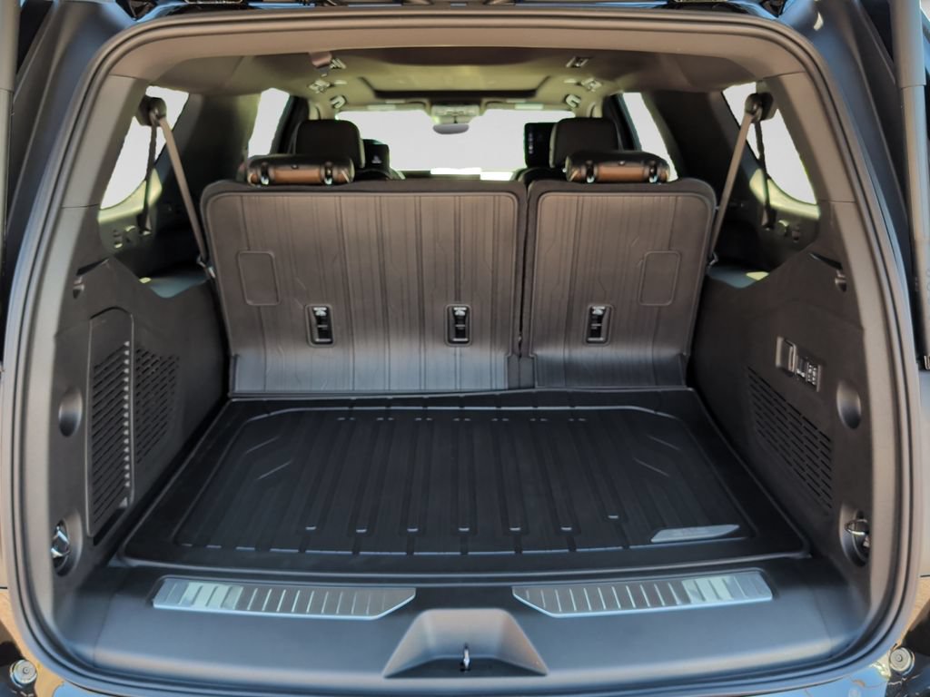 New 2026 GMC Yukon XL Denali Ultimate AWD/4WD image 43