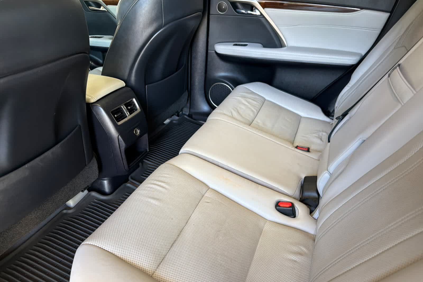 Used 2017 Lexus RX 350 AWD w/ Premium Package image 4