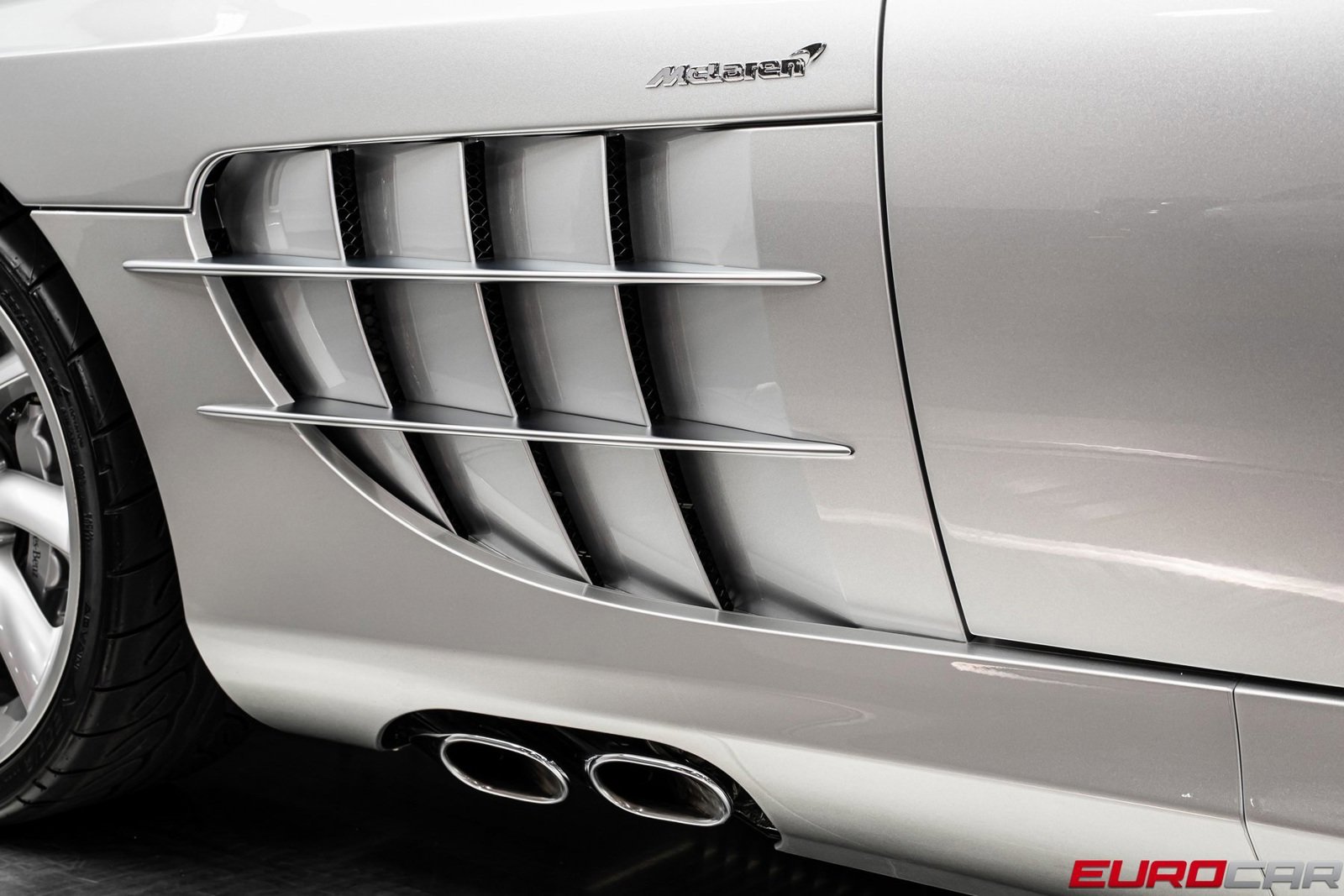 Used 2005 Mercedes-Benz SLR image 15