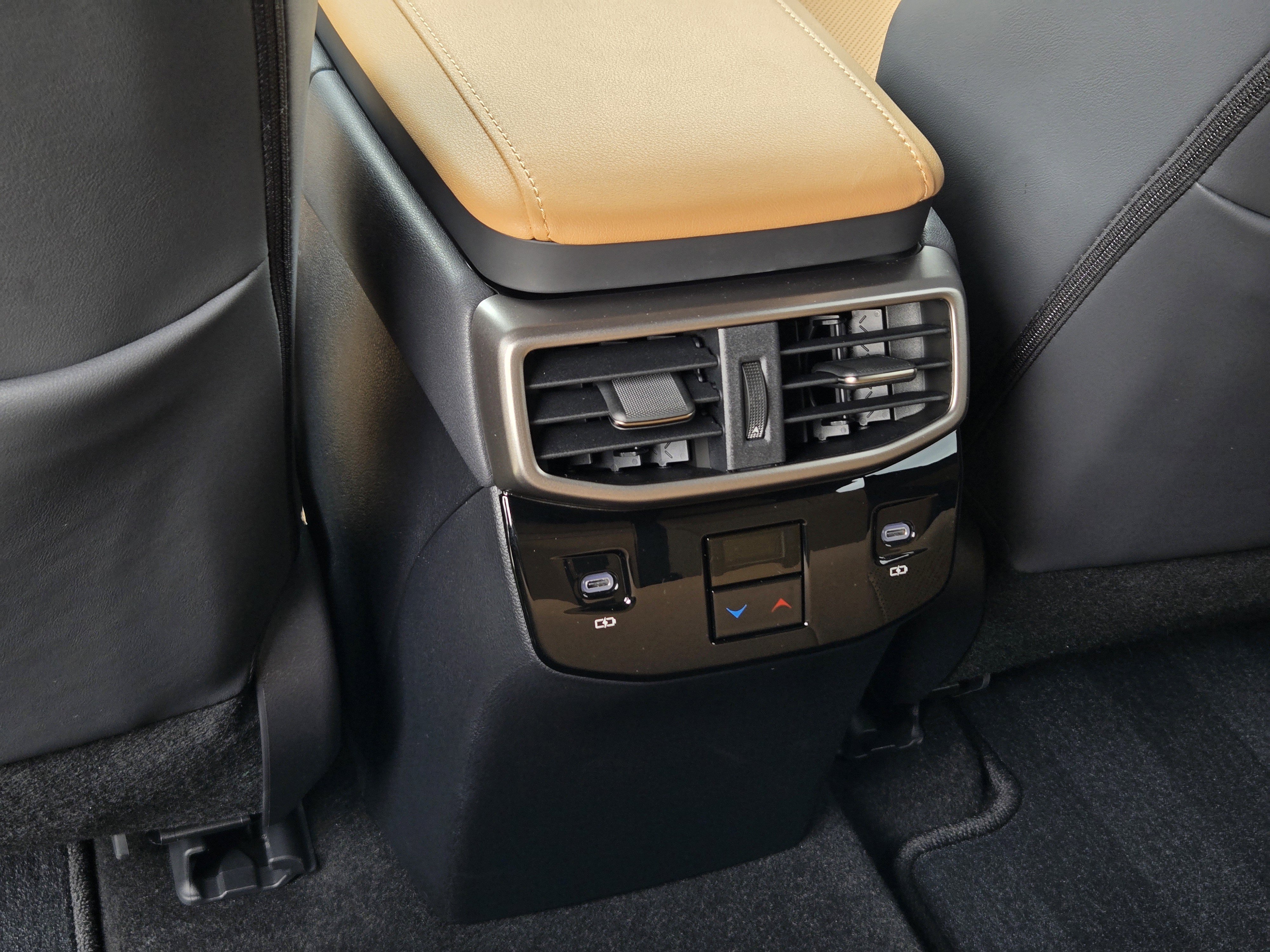 Certified 2025 Lexus RX 350 Premium w/ Accessory Package (Z1) FWD image 37