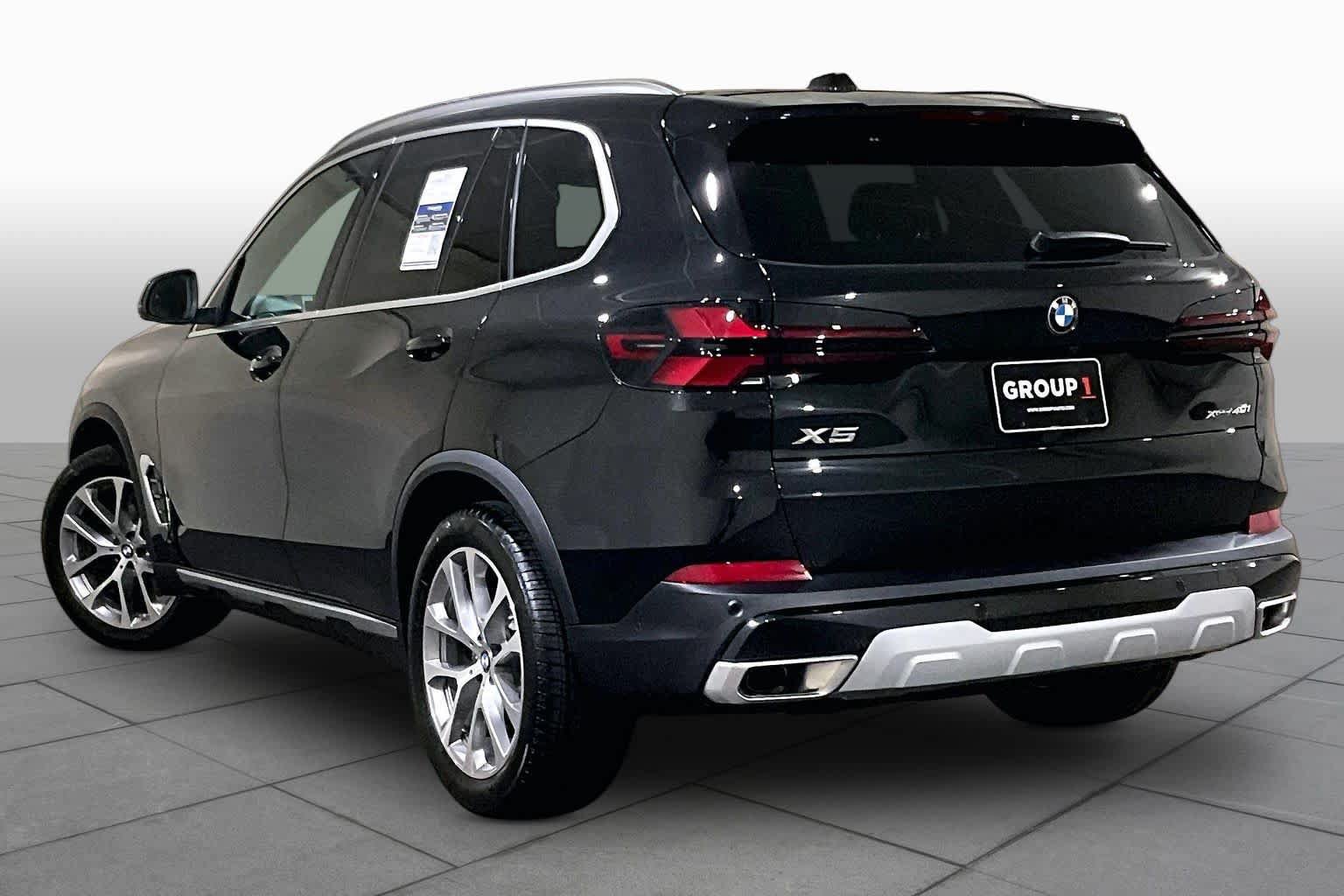 Used 2026 BMW X5 xDrive40i w/ Premium Package AWD/4WD image 11