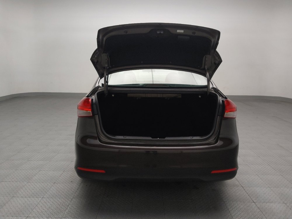 Used 2017 Kia Forte LX w/ LX Popular Package image 29