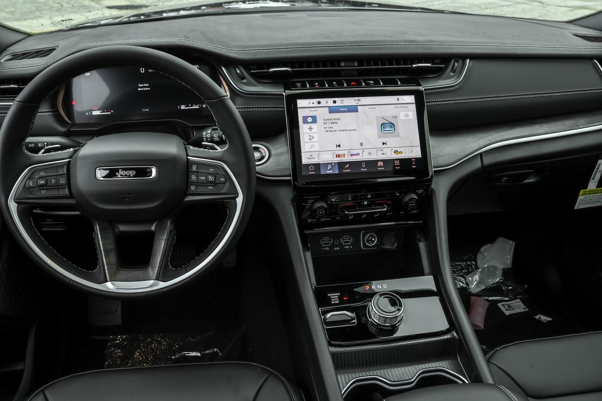 New 2025 Jeep Grand Cherokee Limited image 34