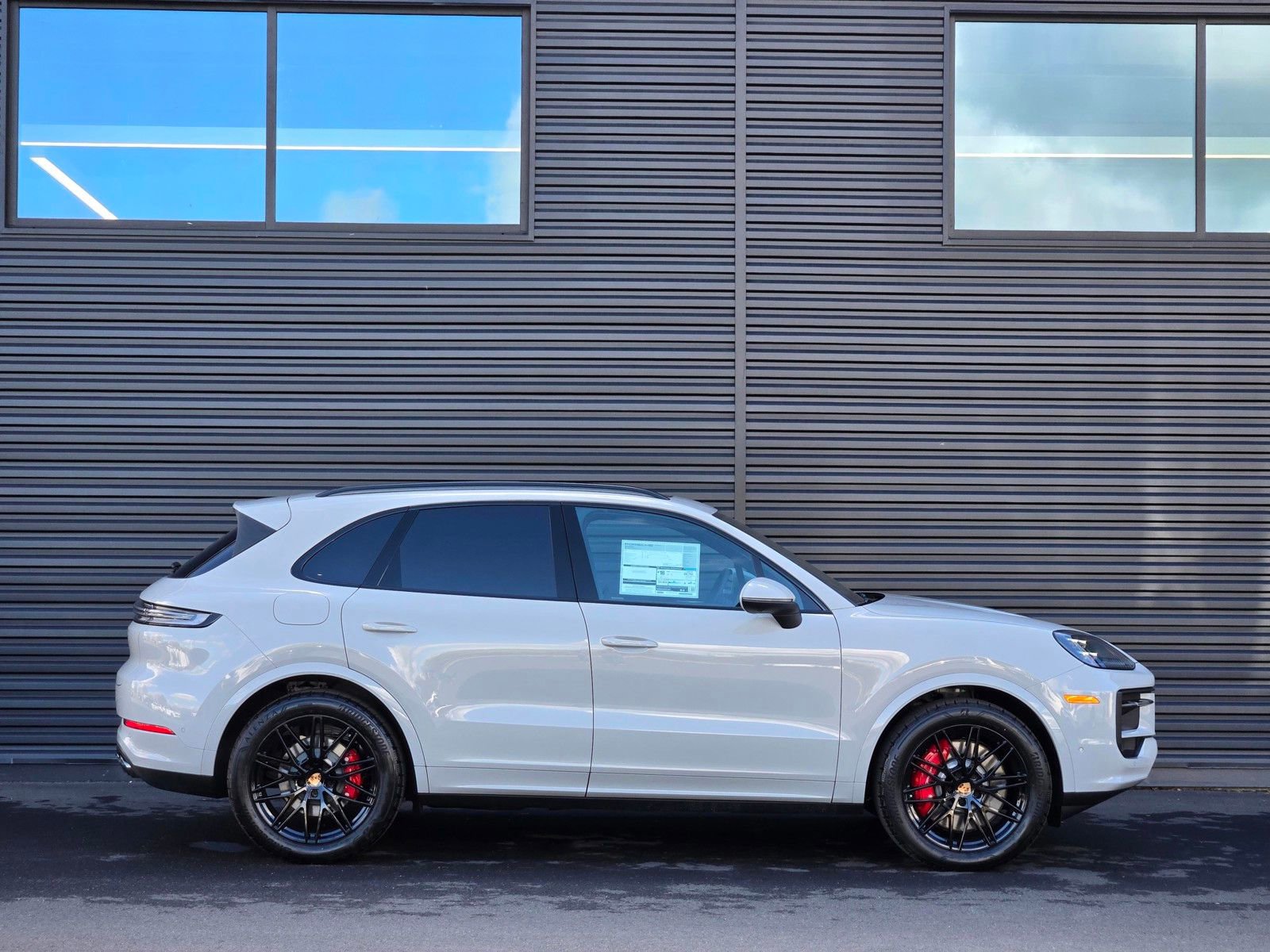 New 2026 Porsche Cayenne S AWD/4WD image 8