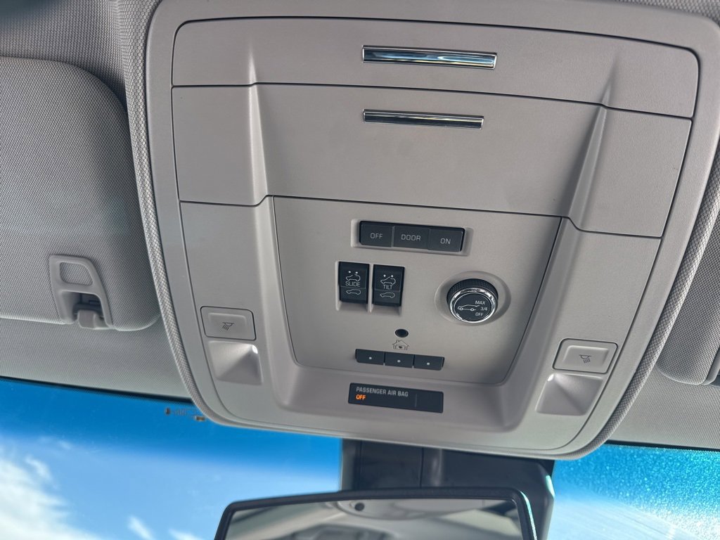 Used 2018 Chevrolet Tahoe Premier image 14