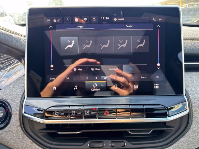 New 2026 Jeep Compass Latitude AWD/4WD image 14