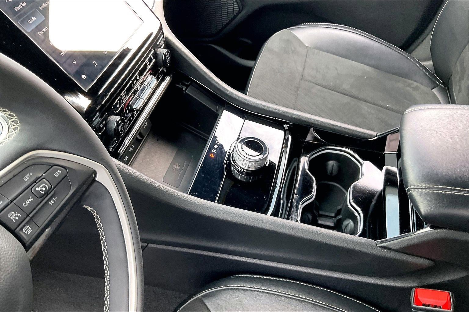 Certified 2023 Jeep Grand Cherokee Altitude image 14