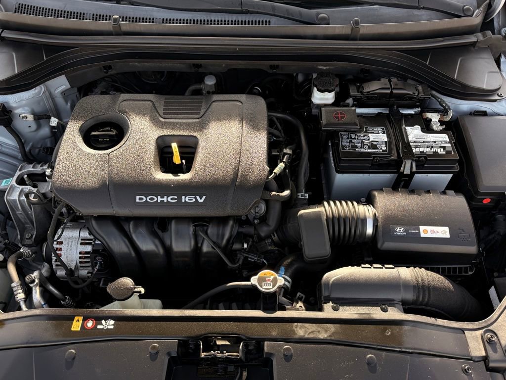 Used 2017 Hyundai Elantra SE image 26