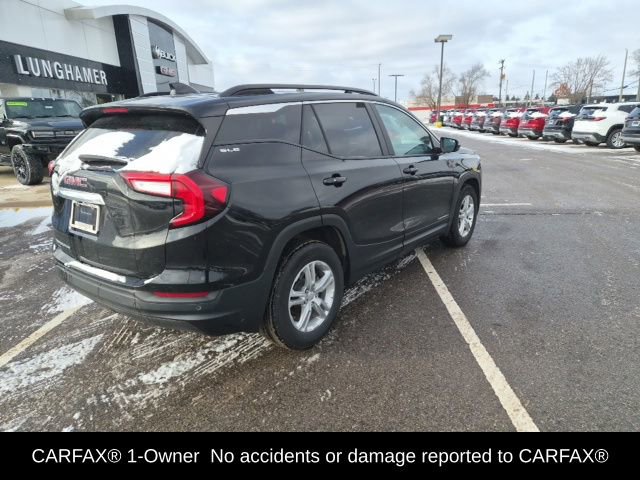Used 2023 GMC Terrain SLE w/ Driver Convenience Package image 6