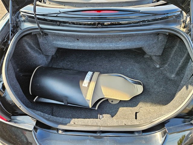 Used 2002 Chrysler Sebring LXi image 11