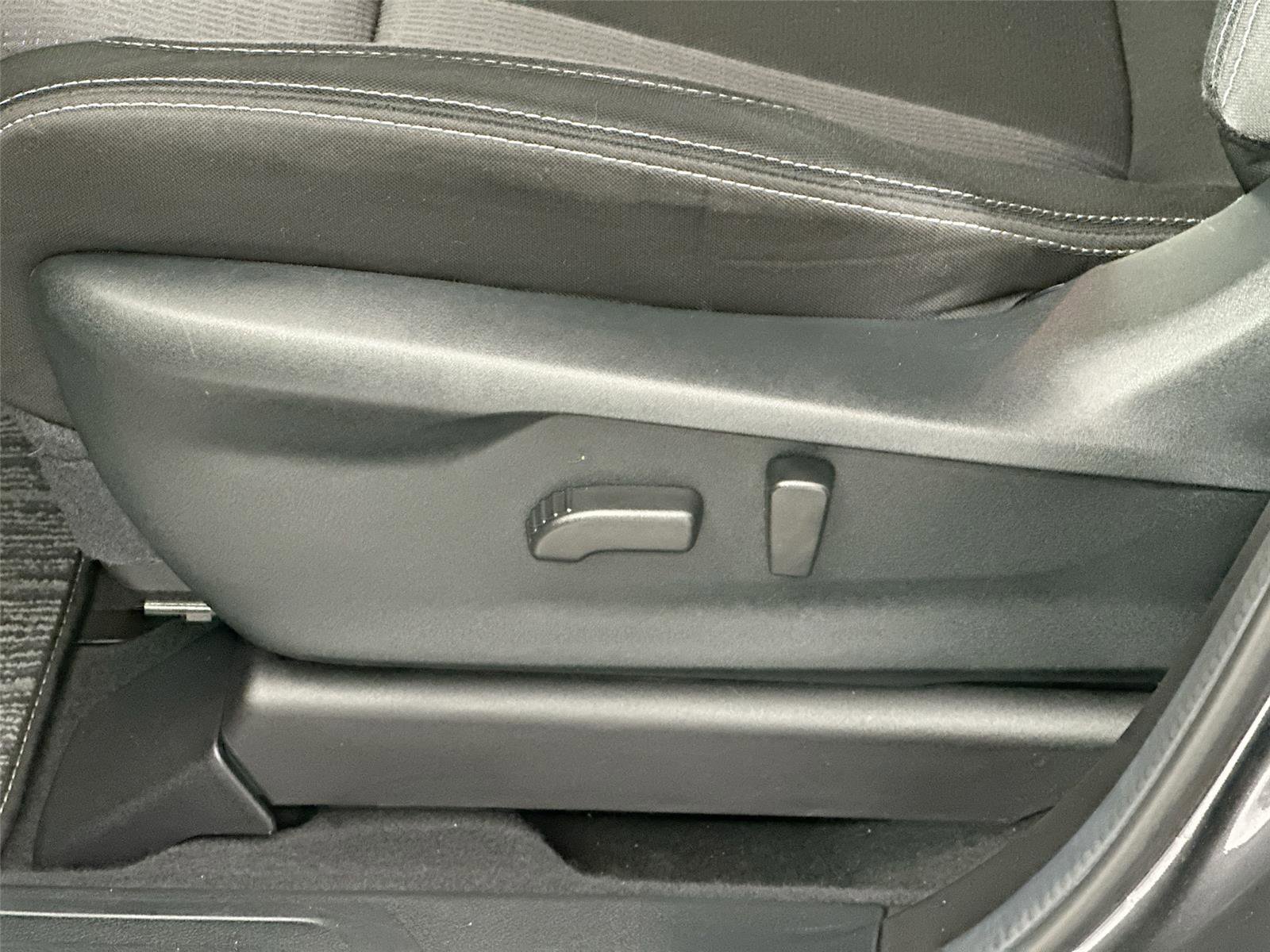 Used 2024 Subaru Ascent Premium w/ Convenience Package image 21