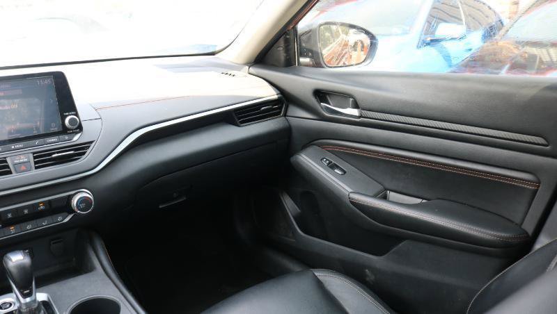 Used 2019 Nissan Altima 2.5 SR AWD/4WD image 15