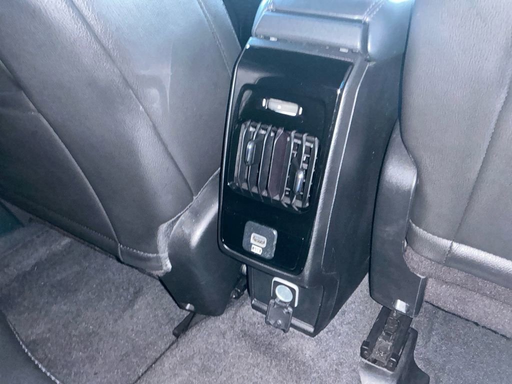 Used 2024 Nissan Rogue S image 24