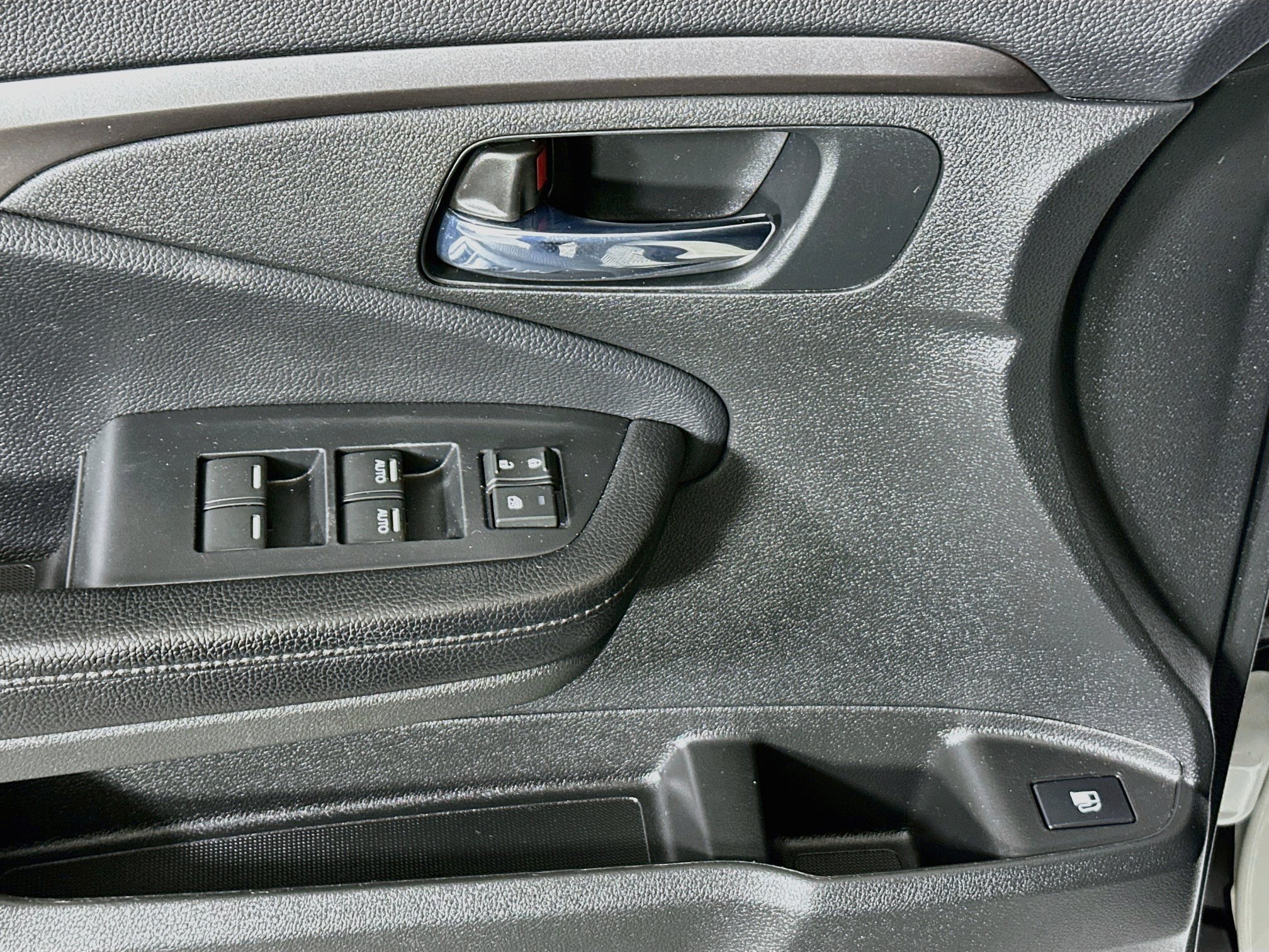 Used 2021 Honda Pilot EX image 14