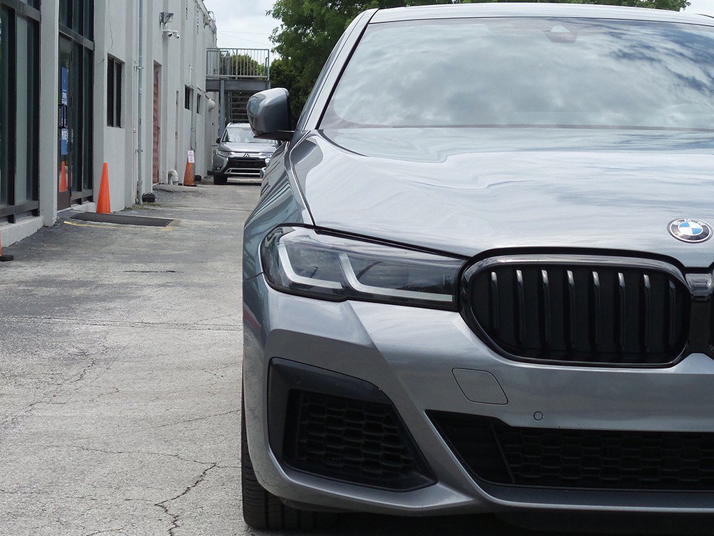 Used 2023 BMW 540i w/ M Sport Package RWD image 16
