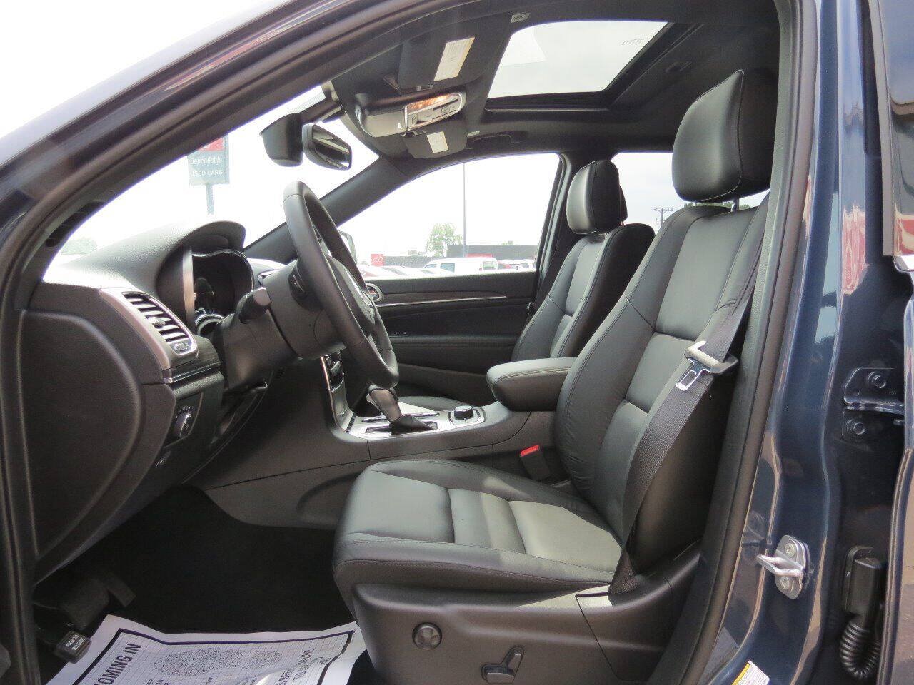 Used 2020 Jeep Grand Cherokee Limited w/ Trailer Tow Group IV AWD/4WD image 11