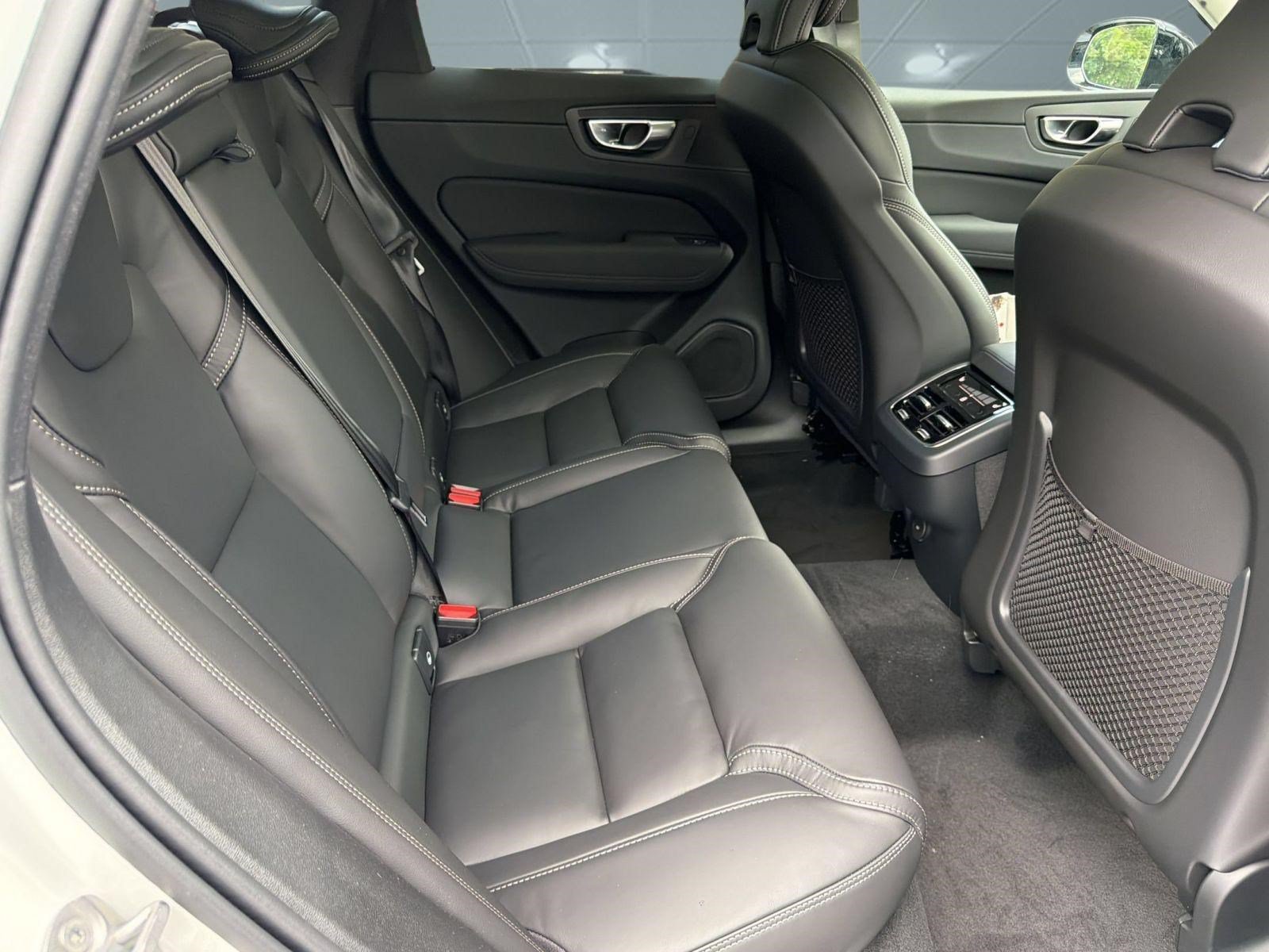 New 2026 Volvo XC60 B5 Ultra w/ Climate Package AWD/4WD image 26