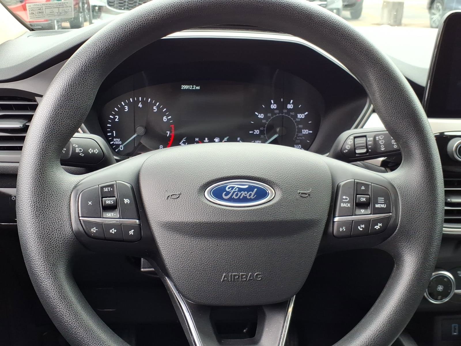 Certified 2020 Ford Escape SE image 15