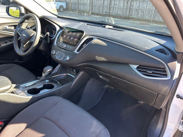 Used 2023 Chevrolet Malibu LT image 43