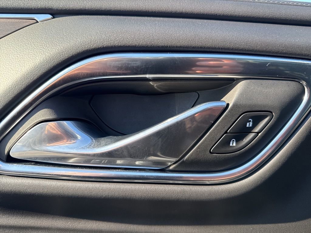 Used 2023 Chevrolet Tahoe LT w/ LT Signature Plus Package image 10