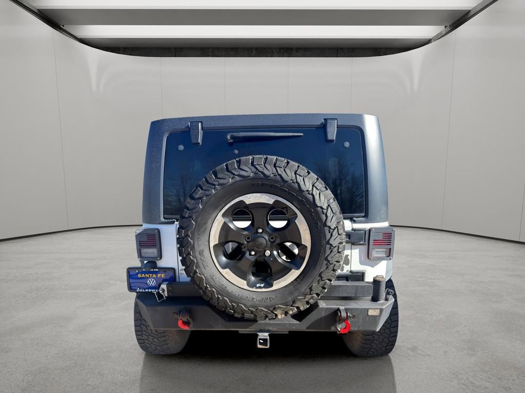 Used 2017 Jeep Wrangler Unlimited Rubicon w/ Connectivity Group AWD/4WD image 13