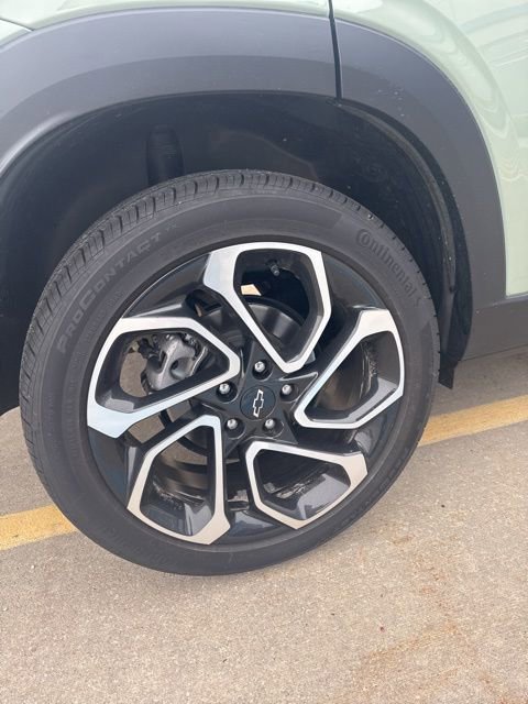 Certified 2024 Chevrolet Trax RS w/ Sunroof Package FWD image 7