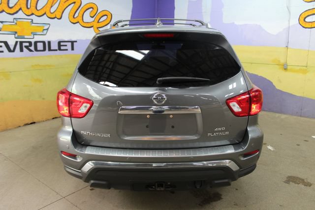 Used 2019 Nissan Pathfinder Platinum AWD/4WD image 6